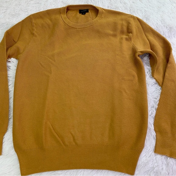 J Crew Men long sleeve Cotton crewneck sweater in garter stitch mustard yellow - Picture 5 of 12